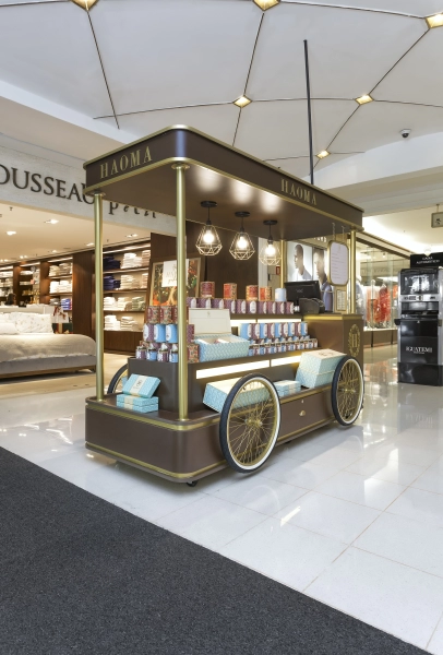 Carrinho Haoma 2,50 x 1,00 (m) - Shopping Iguatemi/SP